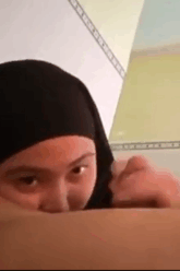 Sepongan Bahagia DEWI