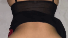 Mbak LASMI Maunya Nungging Bisa Muncrat