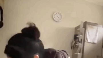 RINA Tetangg Kost Yang Kesepian